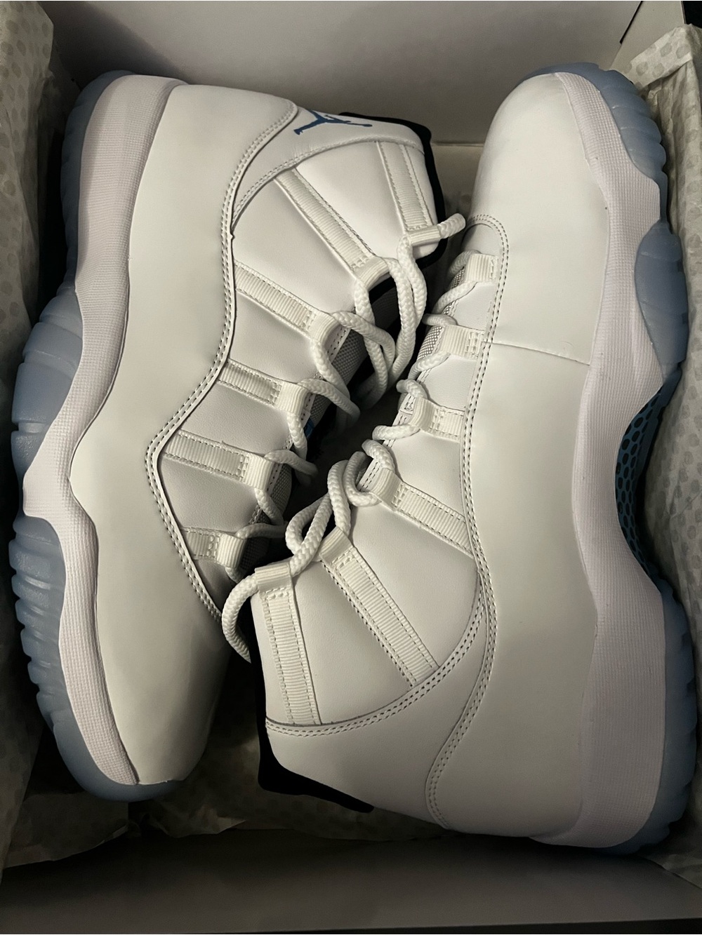 Jordan 11 Retro Men’s White/Icy Blue High-Top Sneakers